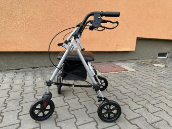Chodítko pro seniory - odlehčené skládací - 2