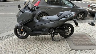 Yamaha Tmax 560 - 2