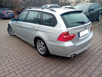BMW 318i Touring, r.v. 2009 - 2