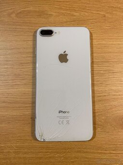 iPhone 8 Plus 64 GB - 2