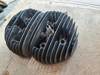 Hlavy válce Jawa 350/360 Panelka č.2 - 2