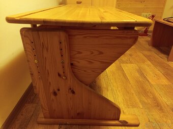 Rostoucí, polohovací stůl - 2