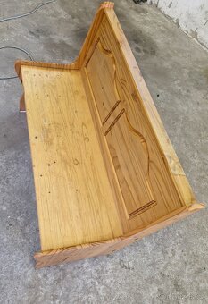 Sedací lavice s úložným prostorem - 2