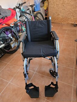 Invalidní vozík - 2