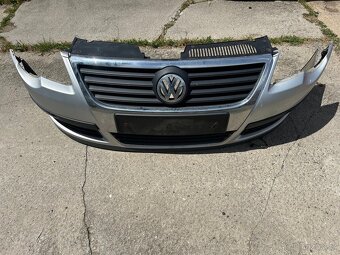 Vw Passat B6 - přední nárazník / LA7W - 2
