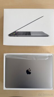 MacBook Pro 13" Retina (2019) – i7/16 GB/512GB SSD - 2