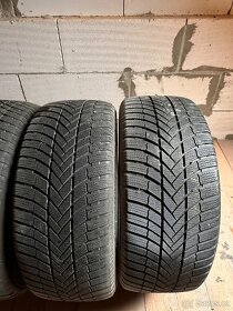 Zimní pneu 245/45R18 Bridgestone Blizzak - 2