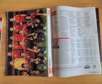 Fotbalové casopisy Kicker, FussballSport, Futbalmagazin.. - 2