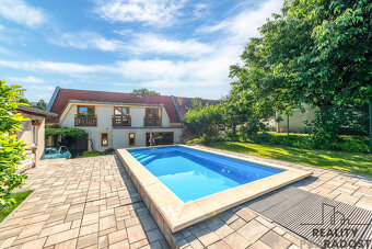 Rodinný dům 4+kk 133m2, Pozemek 638m2, Garáž, Bazén, Dílna - 2