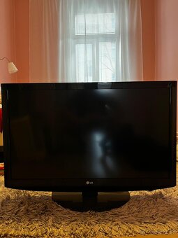 Prodám televizi LG – 42" (107 cm), rok výroby 2009. - 2