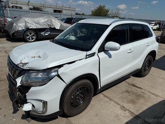 Suzuki Vitara 1.4i 4x4 HYBRID 2023 20tkm motor start - 2