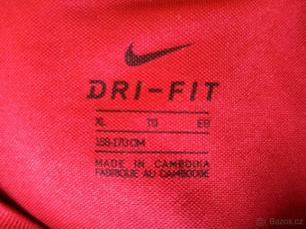 Funkční tričko Nike Sparta Praha vel. 168-173 - 2
