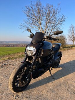 Ducati Diavel 1200 black - r.v. 2016 - 2