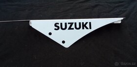 Suzuki GSR 600 Kryt řetězu - 2