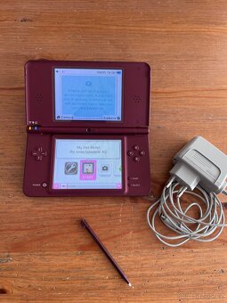 Nintendo DSi XL v Top stavu s příslušenstvím - 2