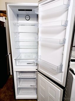 Nová lednice BEKO NeoFrost 203 cm, ZÁRUKA - 2