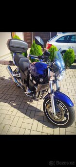 Suzuki GSX 1400 - 2