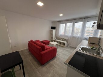 Pronájem 1kk, balkon, po rekonstrukci, Pardubice-Polabiny - 2