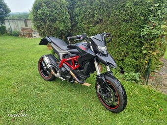 Ducati hypermotard 821 - 2