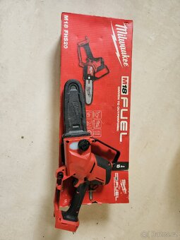 AKU řetězová pila Milwaukee M18 - 2