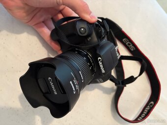 Zrcadlovka Canon EOS 1300D + objektiv EPS 18-55mm - 2