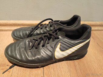 Turfy Nike Tiempo velikost EUR 41 - 2