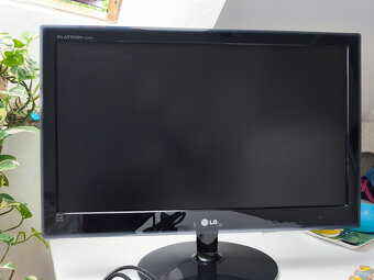 Monitor LG 23'' Full HD (58cm) - 2