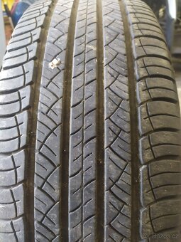 Prodám pneu Michelin 215/65/16. 98H - 2