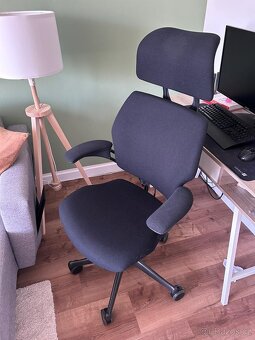 Kancelářská židle Humanscale Freedom (IQ) (nové čalounění) - 2