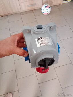 Nástěnná zásuvka 400v +220 - 2