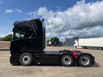 Scania R650 V8 6x4 / 886tkm / Full air - 2