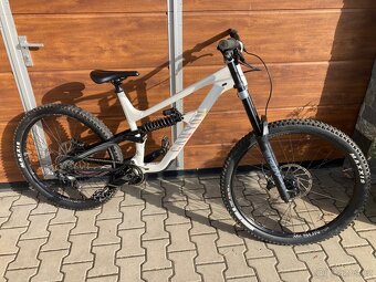 Sjezdové DH kolo - XL rám - 2