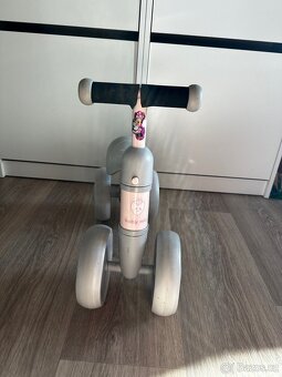 Růžové odrážedlo Baby bike - 2