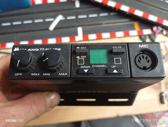 Stará CB vysílačka Midland, typ 77-114new - 2