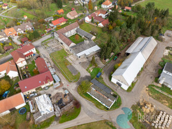 Prodej, komerční areál 512 m2, pozemek 2.346 m2, Křenov, Čes - 2