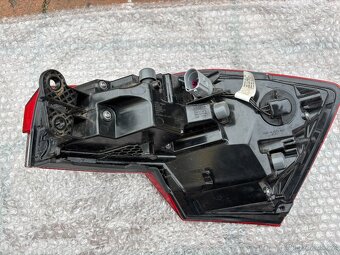 Zadní levé světlo Škoda Kamiq 658945207B - 2