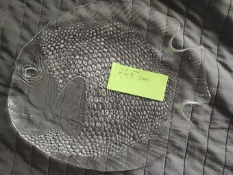 Prodám sadu 2ks - skleněný tác ve tvaru ryby - 2