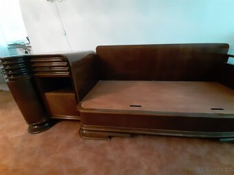 Obývací stěna, pohovka, stolek - 2