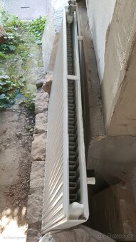 Deskový radiátor 1000x950x60mm/1250w v perfektním stavu - 2