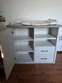 Přebalovací komoda - 2