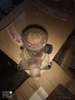 Prodám vodní čerpadla Zetor 69 01 - 2