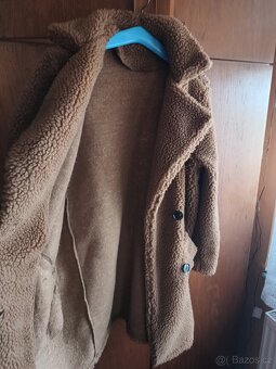 Plyšový 3/4 kabát - 2