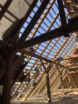 Staré trámy a rozebrame staré objekty  zdarma - 2