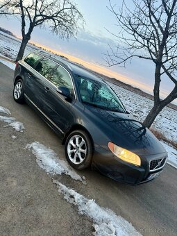 Volvo v70 - 2
