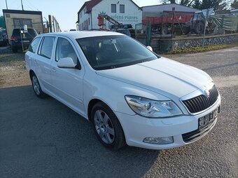 Škoda Octavia - 2