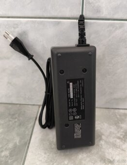 NABÍJEČKA BATERIÍ PANASONIC VW-AS1 - 2