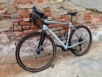 Prodam stylovy Gravel - 2