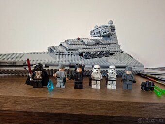 LEGO 75055 Imperial Star Destroyer - 2