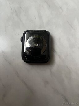 Apple Watch series 5 - 2