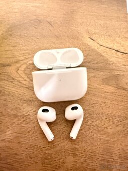 Apple Airpods 3. generace (2021) - originální - 2